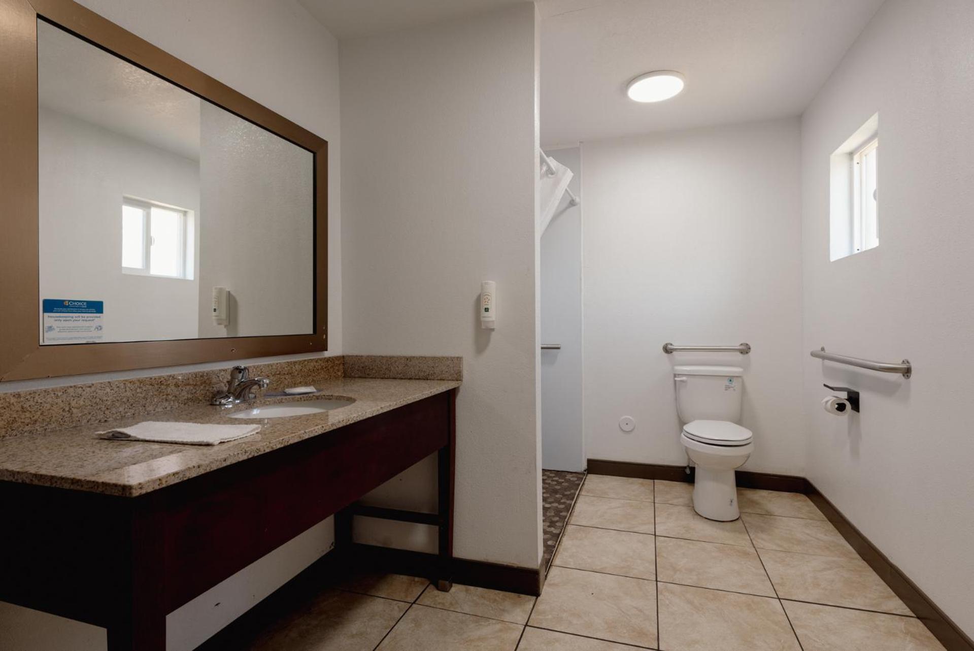 Hotel Quality Near Mesa